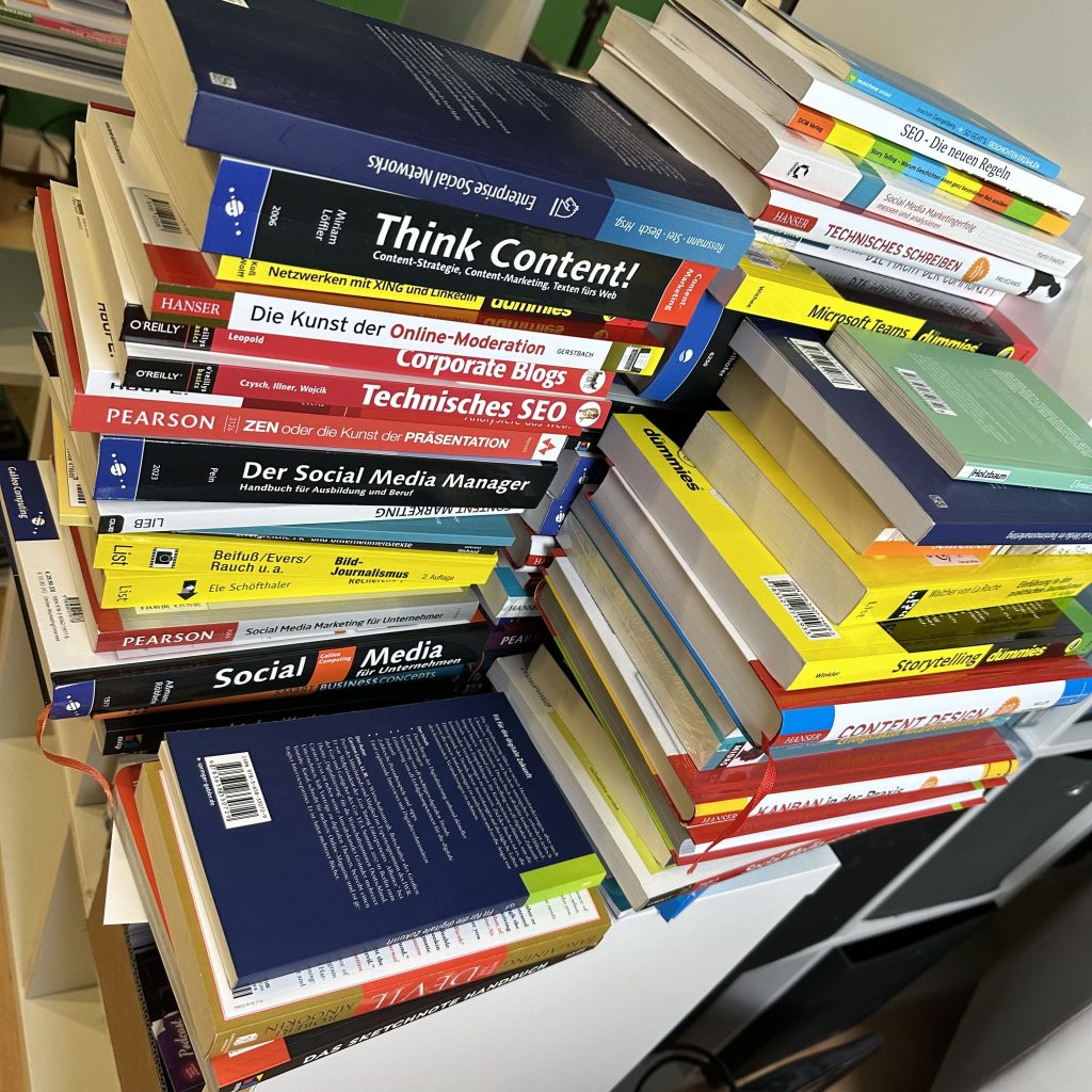 Ausgeräumt: Bücher<span class="calc_read_time_shower_title_span">2 Min. Lesezeit (ca.)</span>